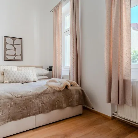 Hakuna Marktquartier 9 - Terrassenwohnung Spitz *
